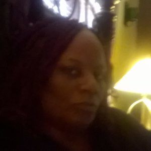 Meet your Posher, Phoebe